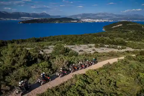 Trogir: Od wybrzeża po wzgórza - odkryj Čiovo jak nigdy dotąd!!!