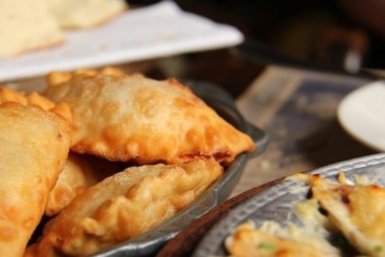 Santiago: Best Street Food Tour With A Local Guide Santiago : 3 Hours Private Food Tasting Walking Tour