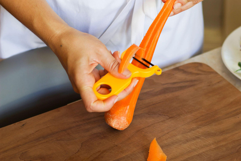 Boston: Fun Ramen Cooking Class With a Local Chef