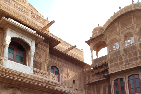 Tour del Rajasthan di 7 giorni: Jaipur, Jodhpur, Udaipur e BikanerTour di 7 giorni in Rajasthan: Jaipur, Jodhpur, Udaipur e Bikaner