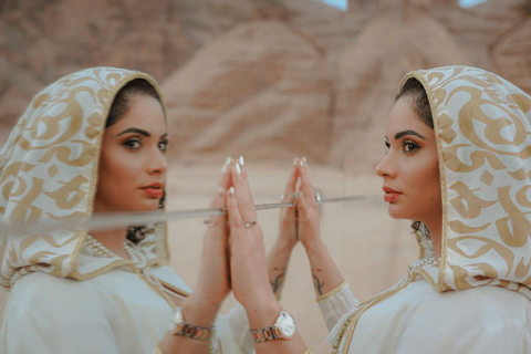 AlUla: Private Luxury Photo Session at Maraya AlUla