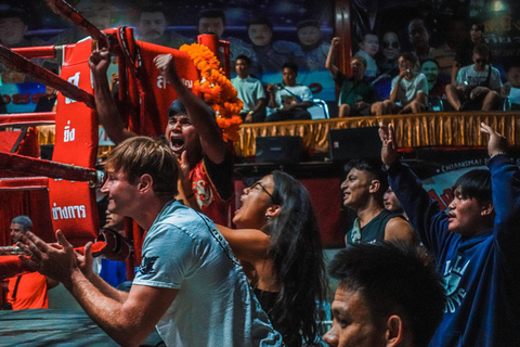 Chiangmai : Estadios de boxeo de Chiangmaiที่นั่ง Lado del ring