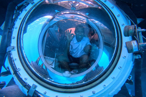 Trou-aux-Biches: Excursión en submarino al pecio de la Estrella de la Esperanza