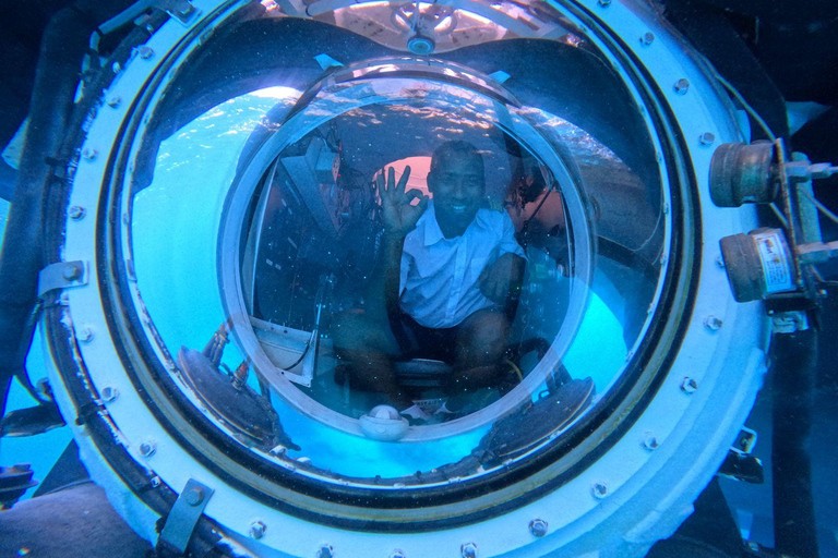 Trou-aux-Biches: Submarine Tour to the Star Hope Wreck