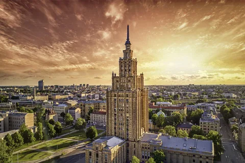 Riga Central Market Tasting Tour with Science Academy Views