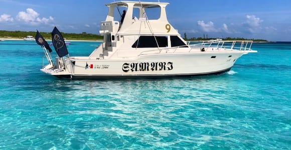 Cozumel: Private Boat "La 9" — 3 Stops & Open Bar