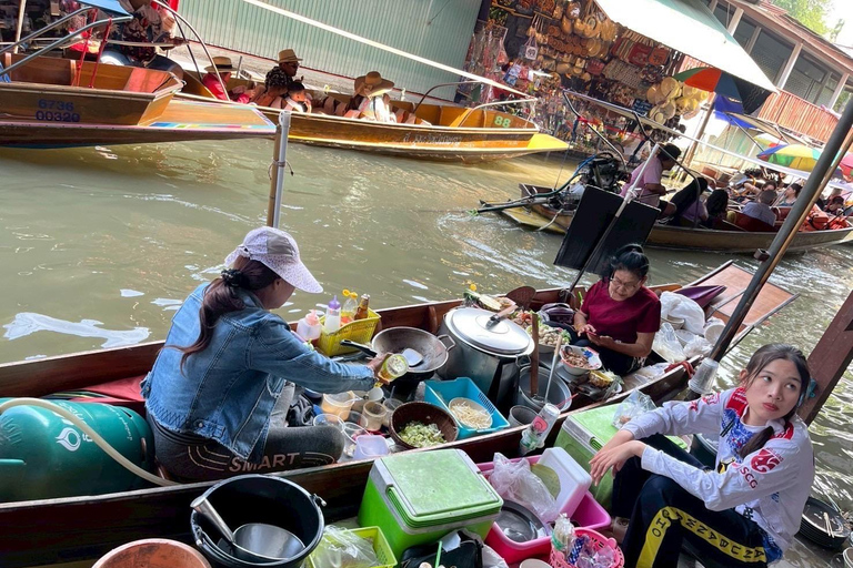 Bangkok: Floating Market & Maeklong Railway Market Private