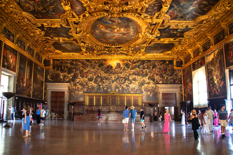 Venice: Insider Tour Rialto Market, St. Mark & Doge’s Palace Spanish tour