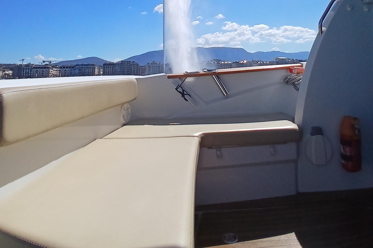 Geneva: Private Boat Cruise with Optional Fondue Private Boat day Lake Geneva (2h)