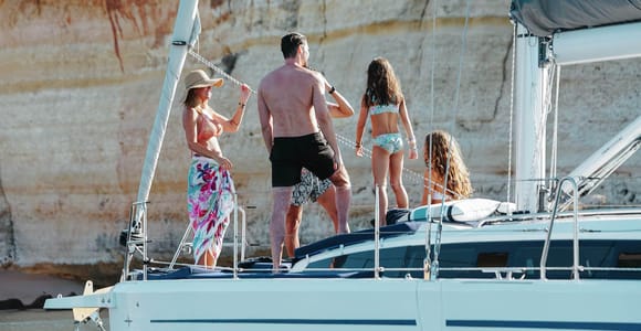 Portimao: Full Day Luxury Sail-Yacht Cruise