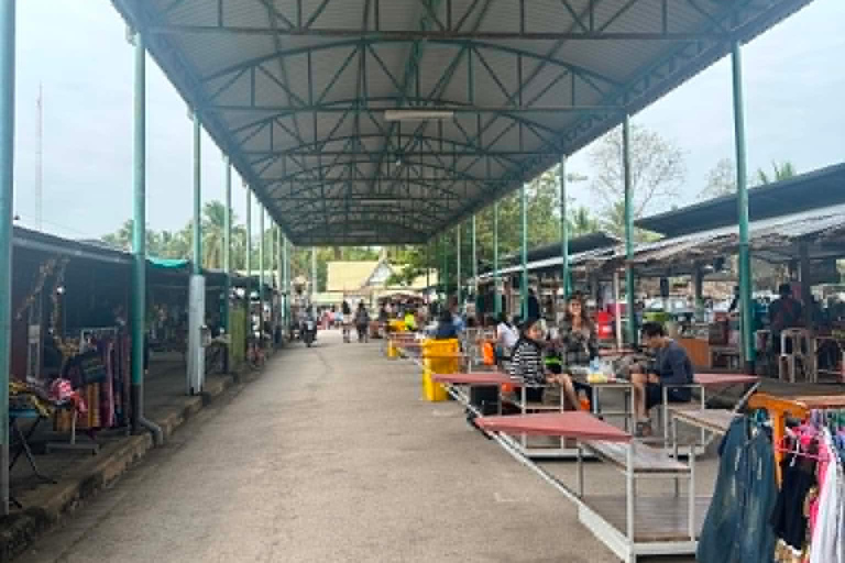 From Bangkok: Floating Market & Railway Market Day Trip