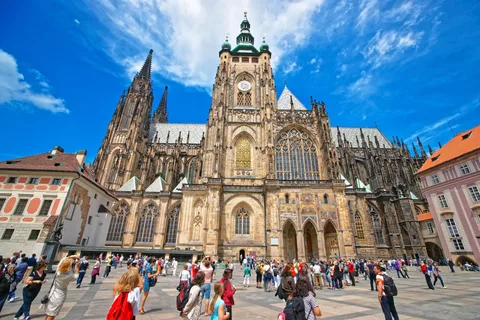 Praag Hradcany kasteel, St Vitus kathedraal tour met tickets