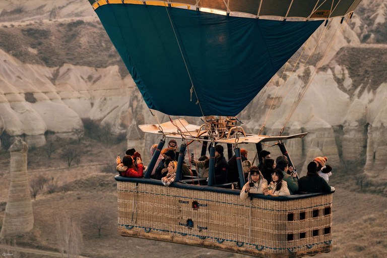 Cappadocia Ihlara or Göreme Valley Hot Air Balloon Ride Göreme Valley Hot Air Balloon Flight at Sunrise
