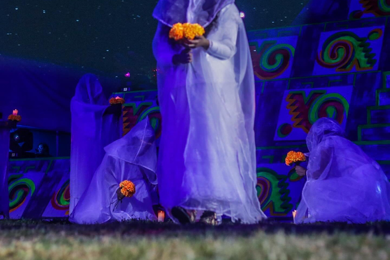 La Llorona, liveshow in de kanalen van Xochimilco.