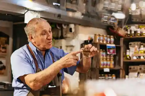 Nice: Provencal Food Walking Tour with Tastings