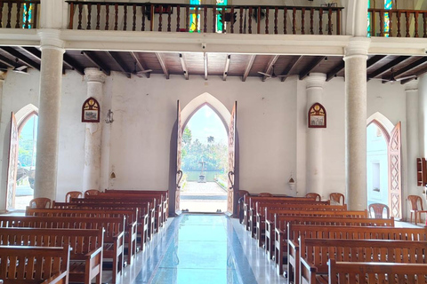 Kochi: Kadamakkudy, Cathedral & Water Metro( Fiddler Tours)
