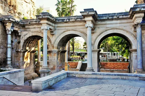 Antalya: Full-Day Tour of Old Town and Majestic Waterfalls