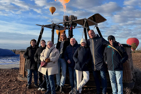 Marrakech: Sunrise Hot Air Balloon Flight and Berber Breakfast