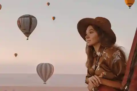 Cappadocia: Goreme Hot Air Balloon Flight at Sunrise