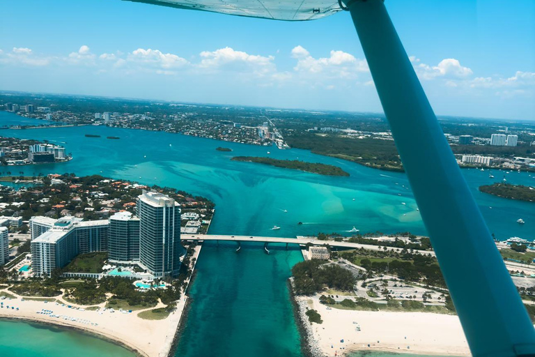 Miami Beach & Ocean Views: Private Air Tour for group of 4.