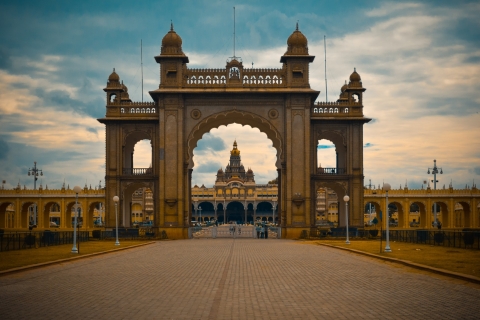 Z Bangalore: Jednodniowa wycieczka z przewodnikiem po Mysore z transferami