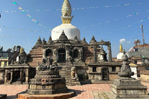 Katmandu: Odkrywanie ukrytych skarbów Kirtipur Spacer po mieście