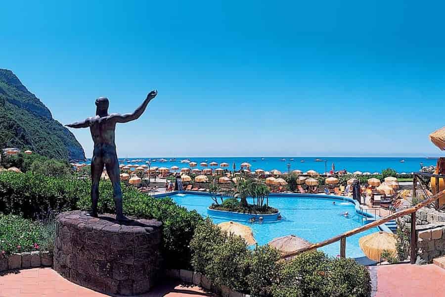 Von Neapel: Ticket für die Poseidon-Thermen von Ischia mit Transfer
