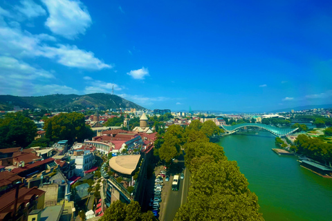 Tbilissi : circuit des 3 téléphériques avec déjeuner en optionVisite en groupe partagé ***3 HEURES***