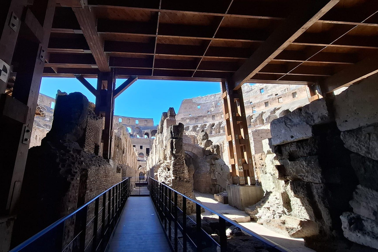 Rome: Colosseum, Underground, Roman Forum, & Palatine Tour Private Underground Tour with the Forum and Palatine hill