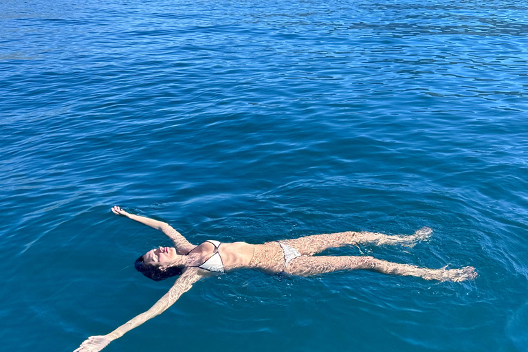 Kotor: Boka Bay Speedboat Tour with Breakfast & Lunch
