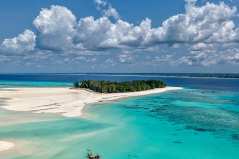 Mnemba Island Dhow Snorkeling, Dolphins, Bbq Lunch, Sailing Sharing Mnemba Island Snorkeling Trip with Bbq Lunch