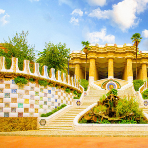 Barcelona: Park Güell Guided Tour mit Fast-Track Ticket