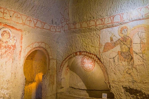 Cappadocia: Tour guidato del museo all&#039;aperto di Göreme con trasferimentoGuida parlante inglese