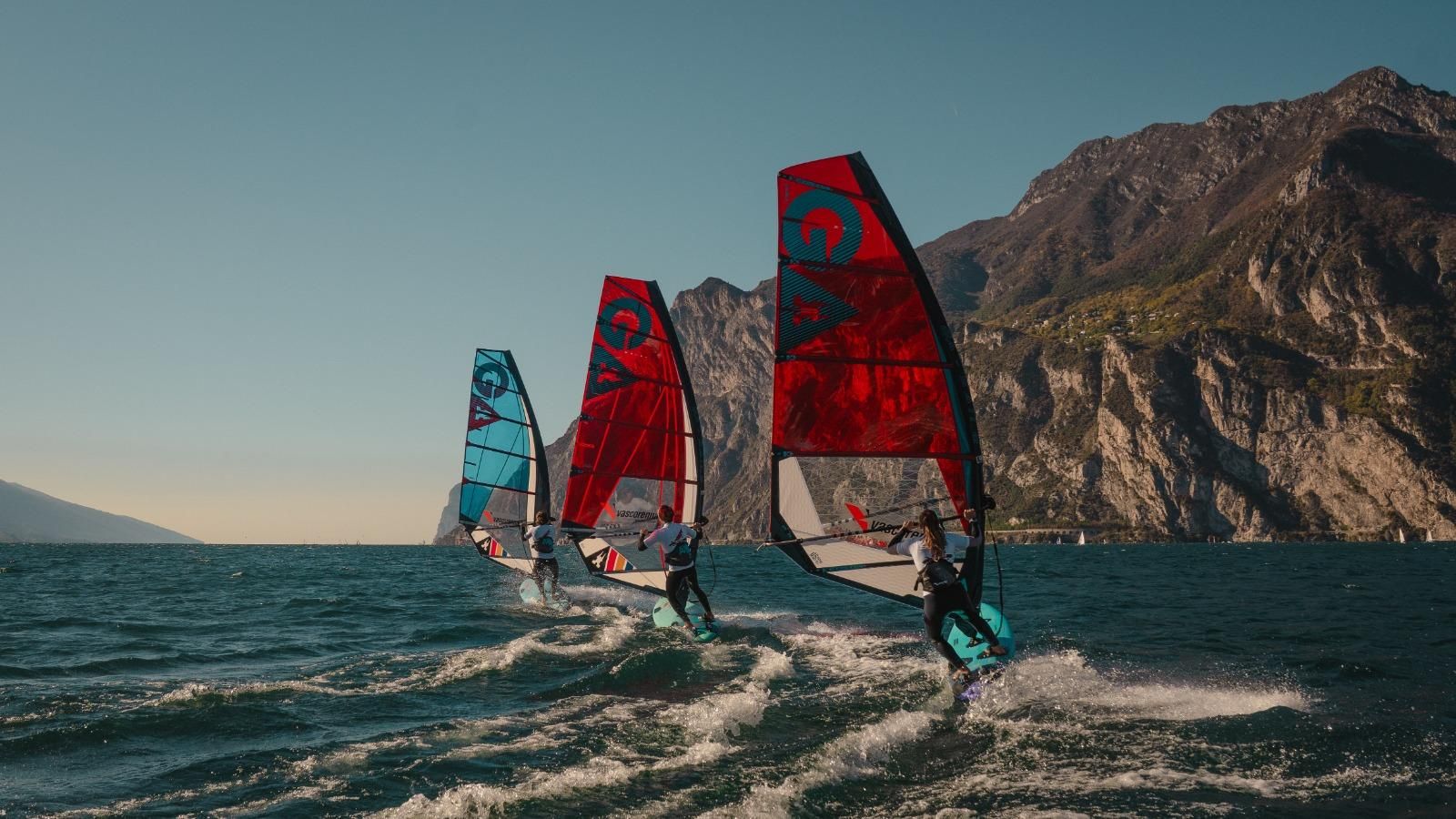 Torbole: Windsurfkurs