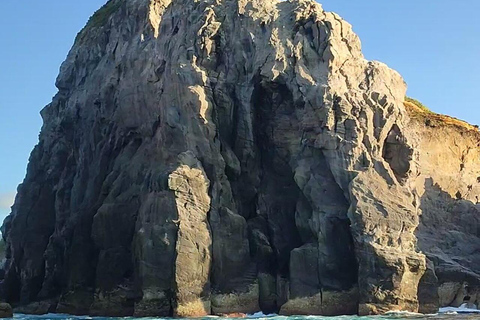 São Miguel: Sunset Boat Tour – Golden Light, Cliffs & Caves