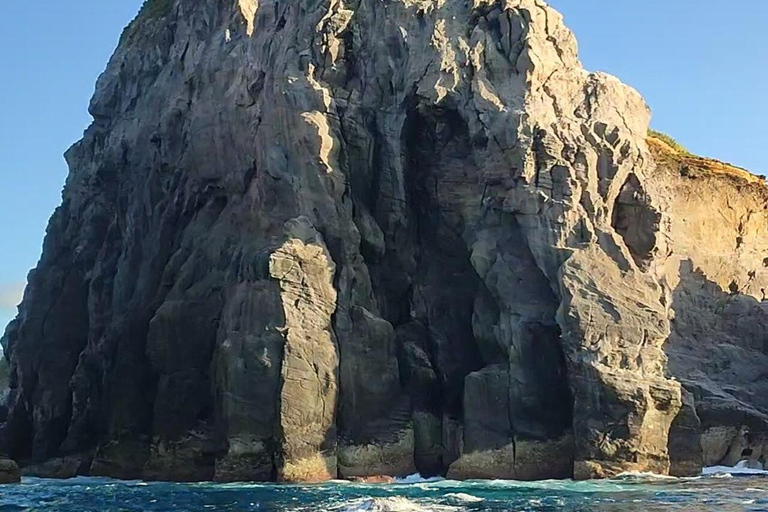 São Miguel: Sunset Boat Tour – Golden Light, Cliffs & Caves