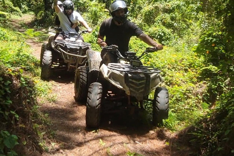 Aventura de quadriciclo em Medellín