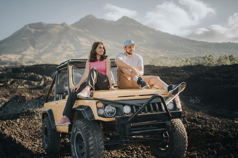 Kintamani: Jeep Sunrise Trekking with Hot Spring Kintamani 4WD Sunrise Tour with Natural Hot Spring Bath With Shuttle