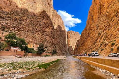 Från Marrakech: 3-dagars Merzouga-ökentur med lägervistelseUpphämtning och avlämning i Marrakech