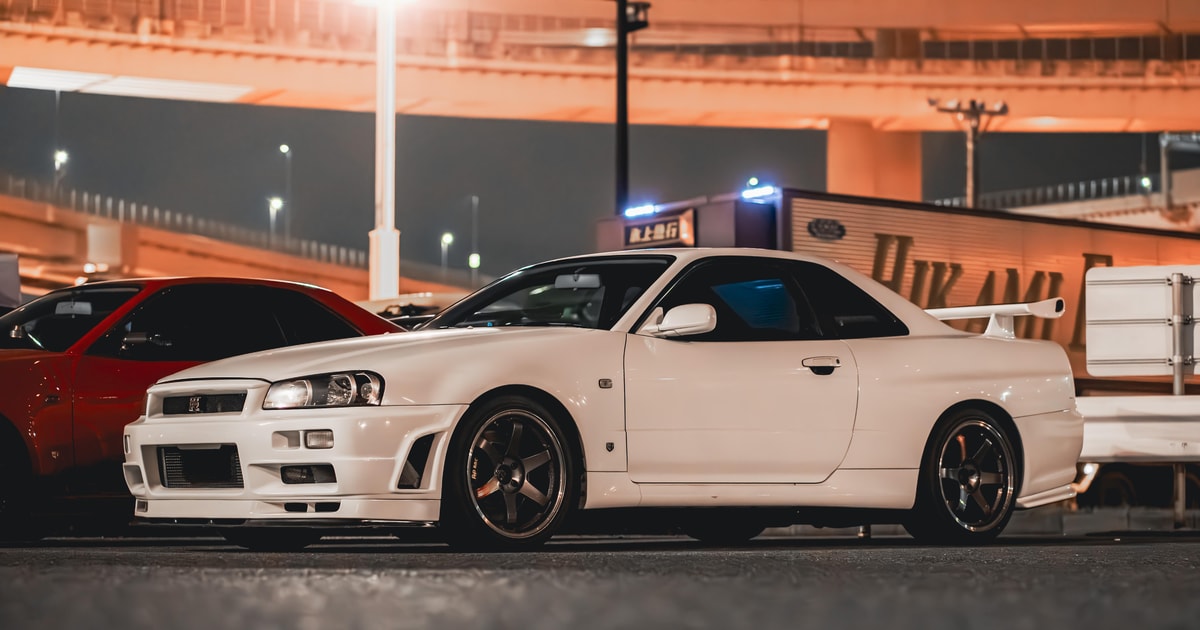 tokyo：Private daikoku tour in a 600 horsepower R34GTR | GetYourGuide