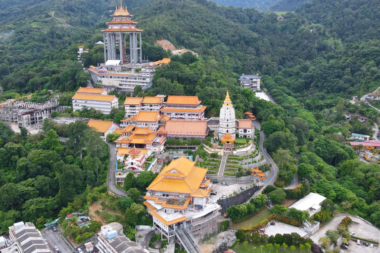 Penang: Private Highlights Tour with Temples, Hill & Gardens