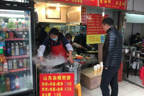 Shanghai: Old City to French Quarter Discovery Tour