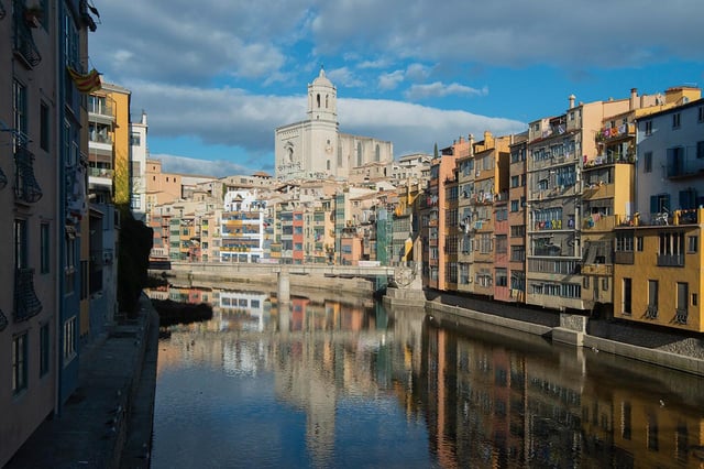 Desde Barcelona: Girona y Costa Brava Tour Juego de Tronos