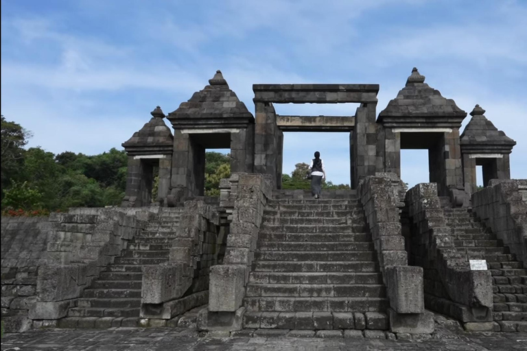 Sacred Stones & Dance: Borobudur, Ratu Boko, Ramayana