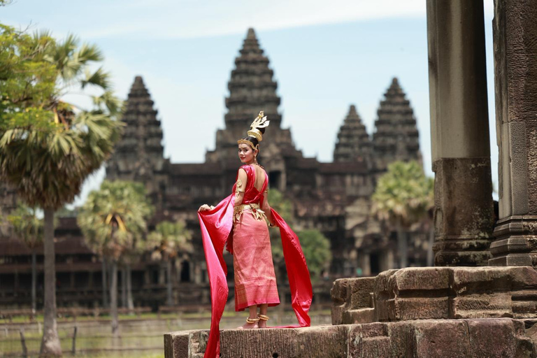 Siem Reap:Angkor Wat Photoshoot ❤️ Wedding birthday Angkor Wat: Wedding Anniversary Shooting