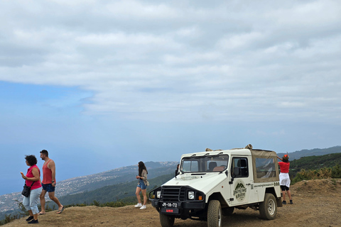 Excursion en jeep dans l&#039;ouest de Madère – Fanal, Seixal, piscines naturelles et petits groupes