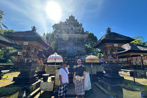 Mengening Temple: What Melukat Actually Feels Like