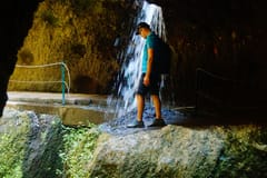 Von Funchal: Levada Nova Wanderung mit Zwischenstopp am Strand