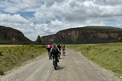 Nairobi: Hell’s Gate Park Cycling & Lake Naivasha Tour