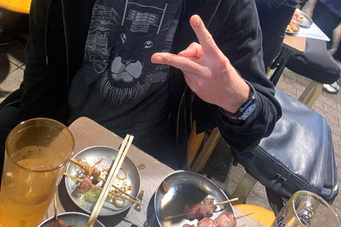 Tokyo: Nakano Local Bar Hopping Food Tour with Drinks